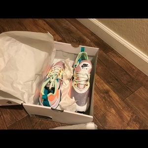 Nike AirMax 270 React SE